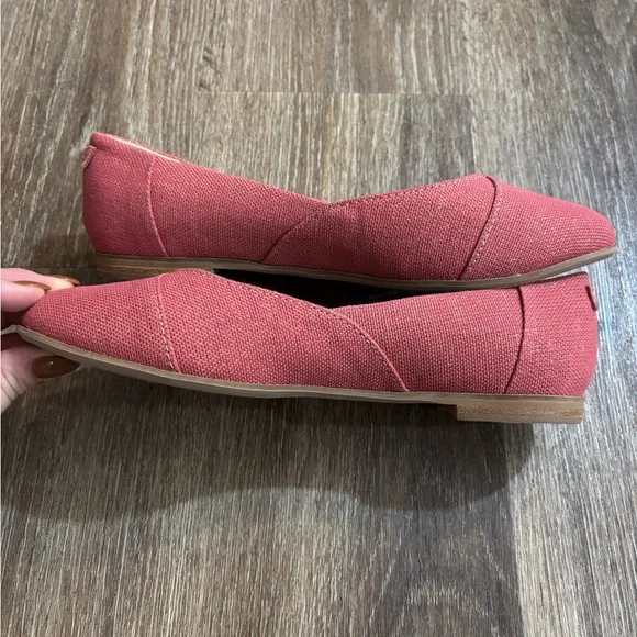 TOMS | EUC Women's Jutti Neat Flat Metallic Ballet Flats Canvas Loafers Shoes, 8 - Picture 6 of 10